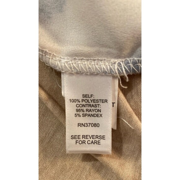 Est. 1946 Blouse Sz Large Oversized Flowy Creams & Blues Casual Top Cap Sleeves - Picture 8 of 11